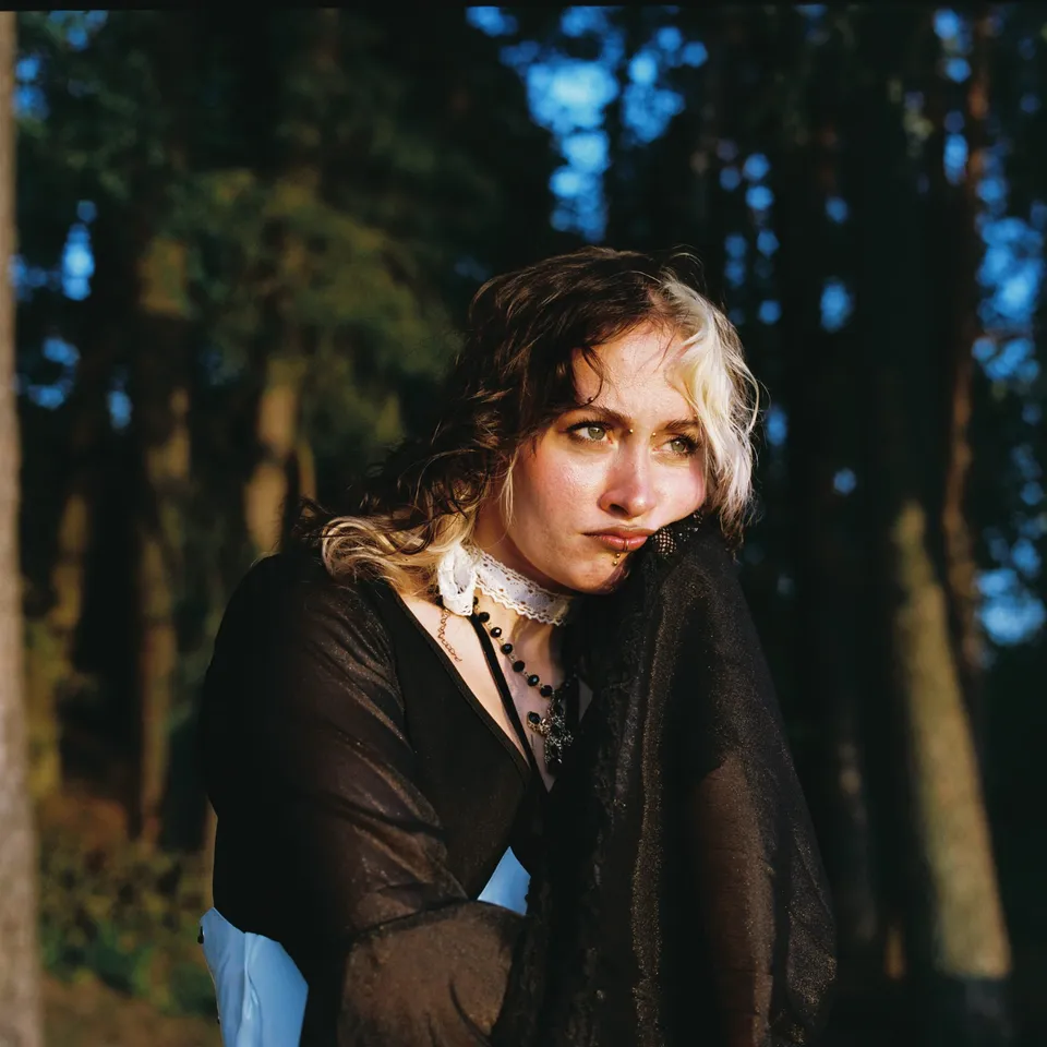 Portret w lesie II